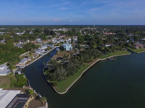 4th image of 345 O'Day Dr