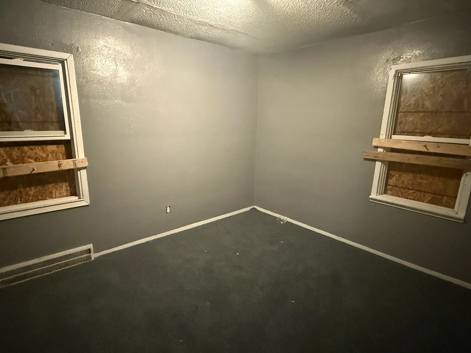 3 bed, 1717 sqft, $1,294 — Photo 1