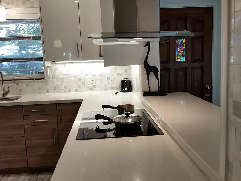 450 Tivoli Ave — Photo 39