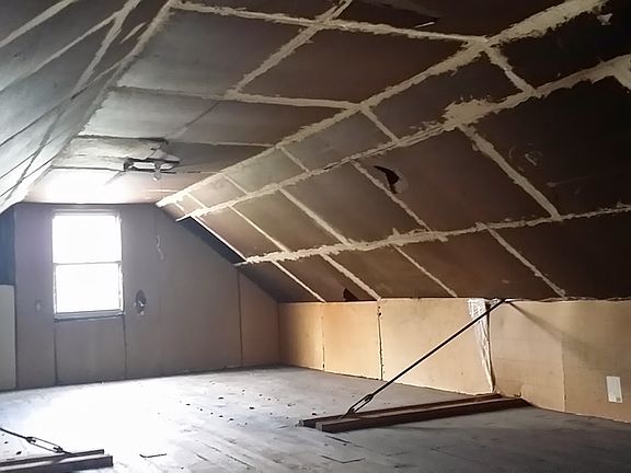 3rd image of 3017 Glenway Ave