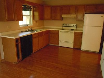 2nd image of 1622 S Greystone Ct