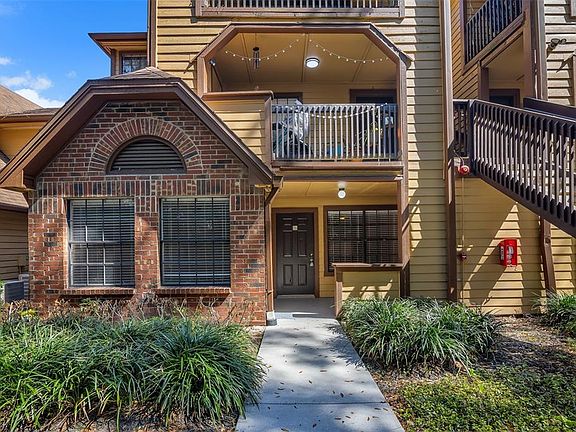 3rd image of 485 Forestway Cir Unit 106