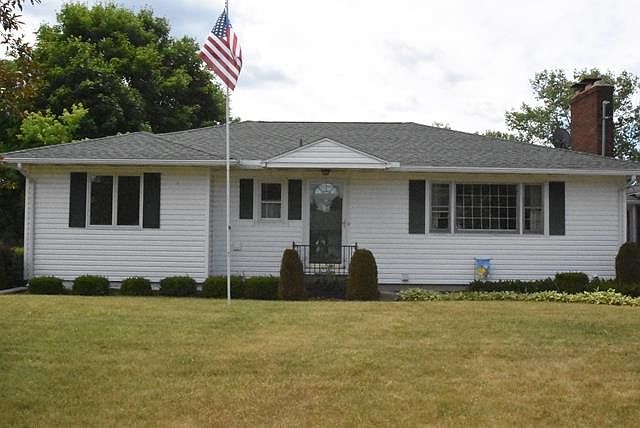 1st image of 413 Highland Ave