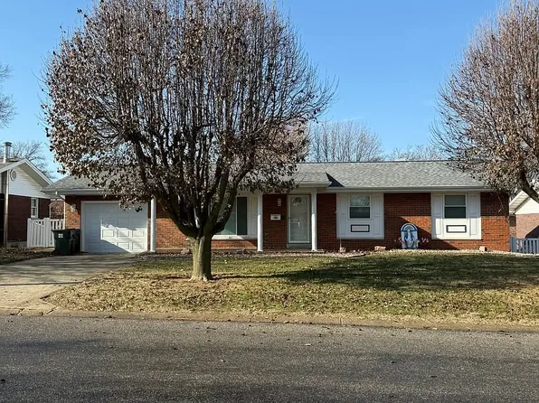 1005 Illinois Ave, Red Bud, IL 62278