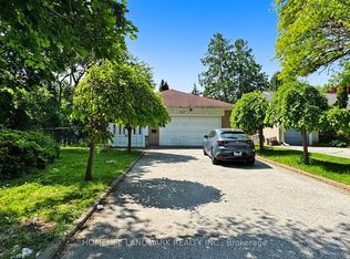 117 Arjay Cres, Toronto, ON M2L 1C6