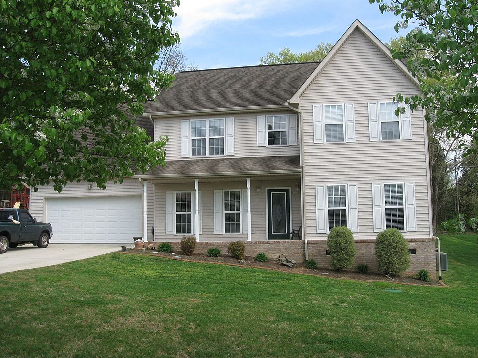 1st image of 131 Hartford Village Way