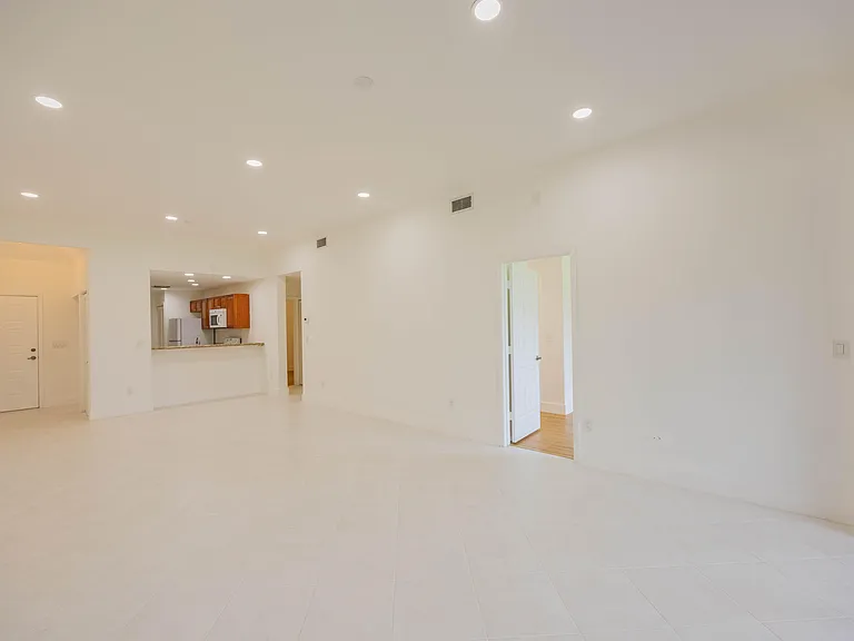7520 La Paz Blvd #104 — Photo 20
