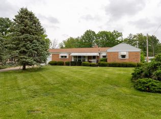2106 Hawthorne Dr, Decatur, IL 62521