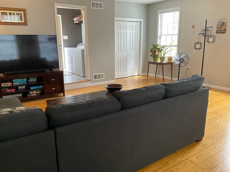 1541 Woodhaven Dr — Photo 19