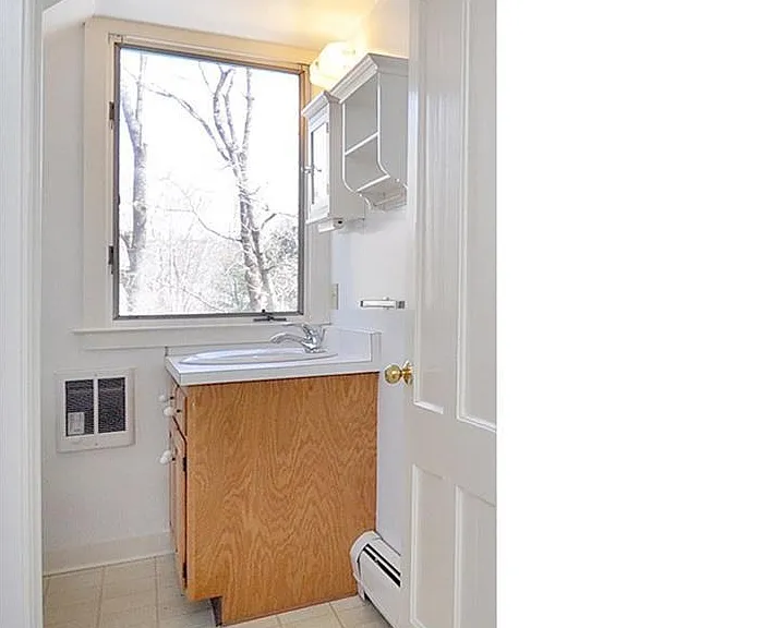 387 South St — Photo 15
