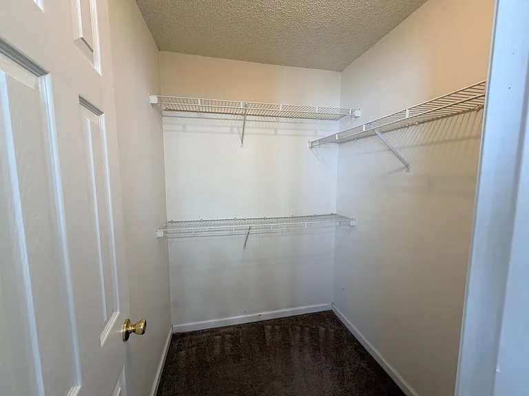 4125 Sedgwyck Ln — Photo 18