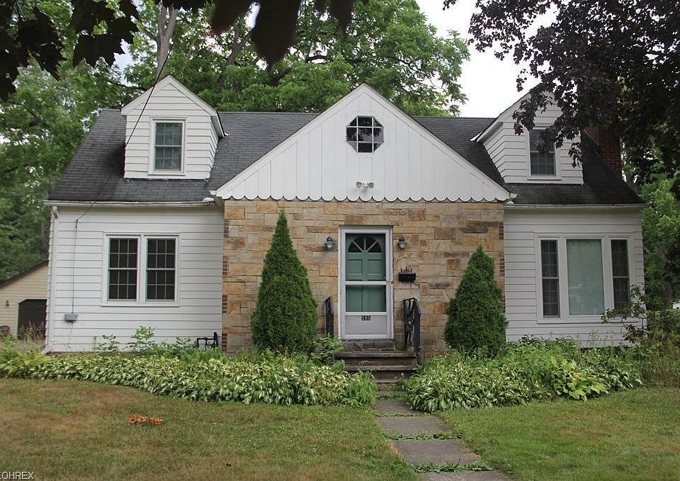 1st image of 195 Bradley St