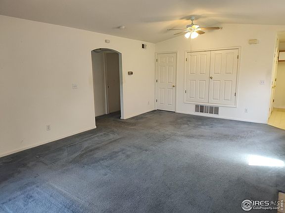 3rd image of 50 19th Ave