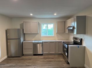 110 Redbud Ln, Lecompton, KS 66050