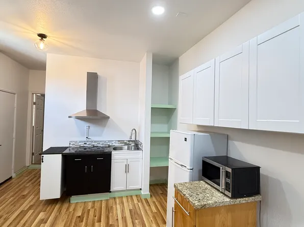 5041 Delbon Way, Palmdale, CA 93552