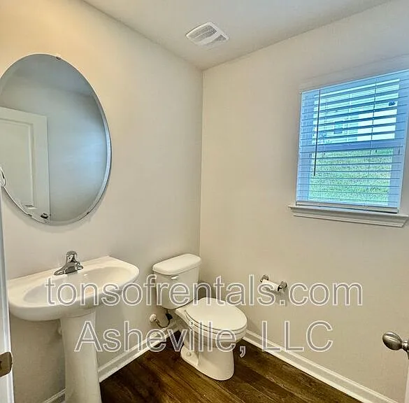 6 Chambers Garden Dr — Photo 8
