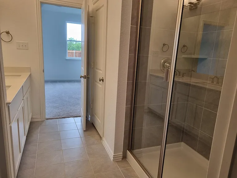 1905 Plymouth Dr — Photo 12