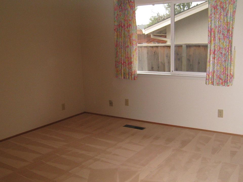 2nd image of 11061 Santa Teresa Dr