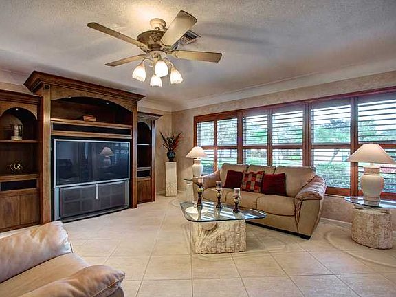 4th image of 1607 NW 85th Dr