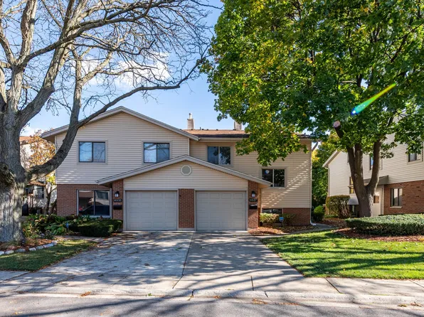 18537 Meadow Ln #1853, Hazel Crest, IL 60429