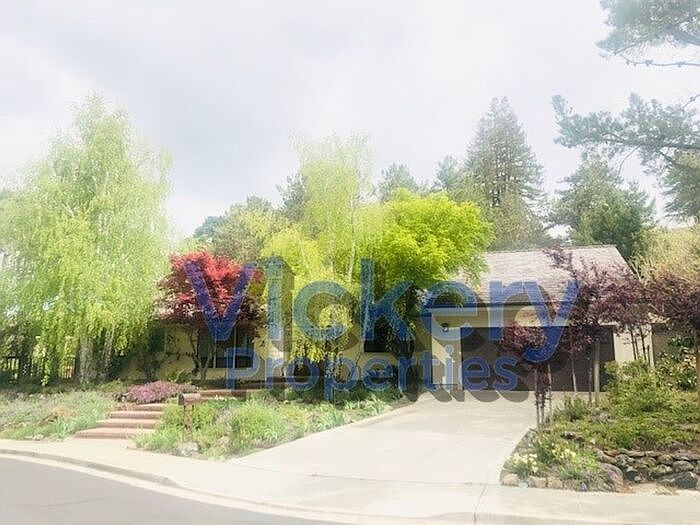1st image of 255 Donald Dr