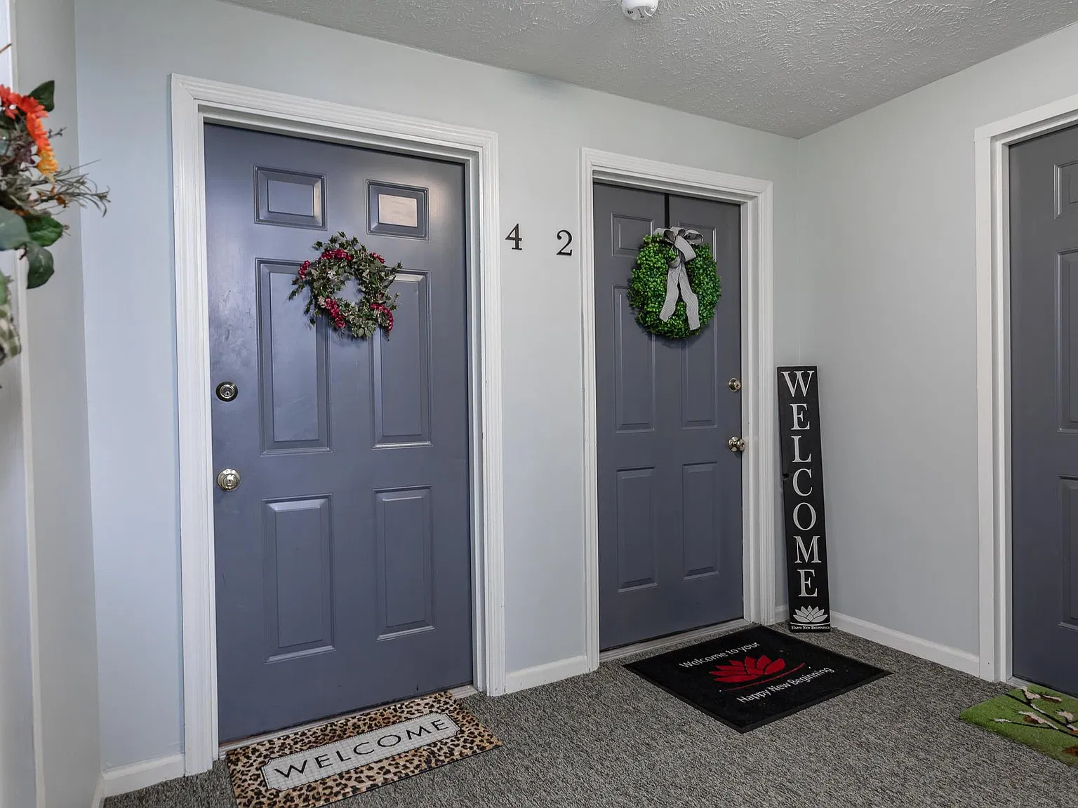2 bed, 1040 sqft, $2,200 — Photo 2