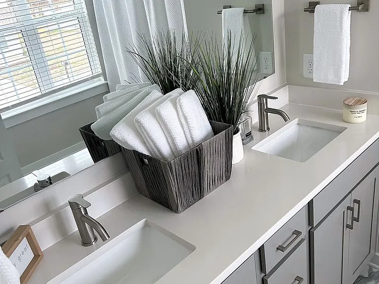 Stadium Townhomes — Photo 11