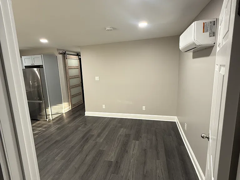 1494 Broadway #3 — Photo 2