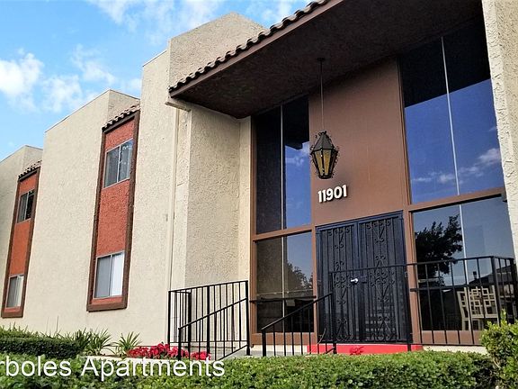 3rd image of 11901 176th St APT 254