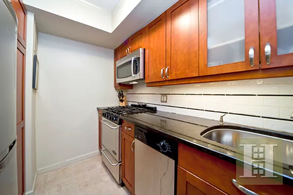 Sold by Halstead Real Estate | media 22