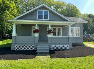 40 Franklin St, Dalton, MA 01226