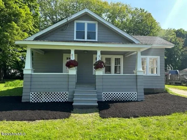 40 Franklin St, Dalton, MA 01226