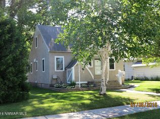 216 Crocker Ave S, Thief River Falls, MN 56701