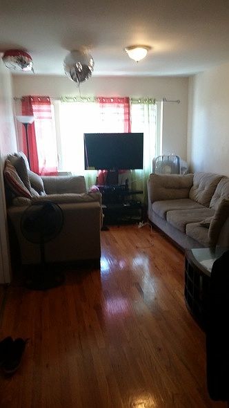 2nd image of 84 E 28th St #3