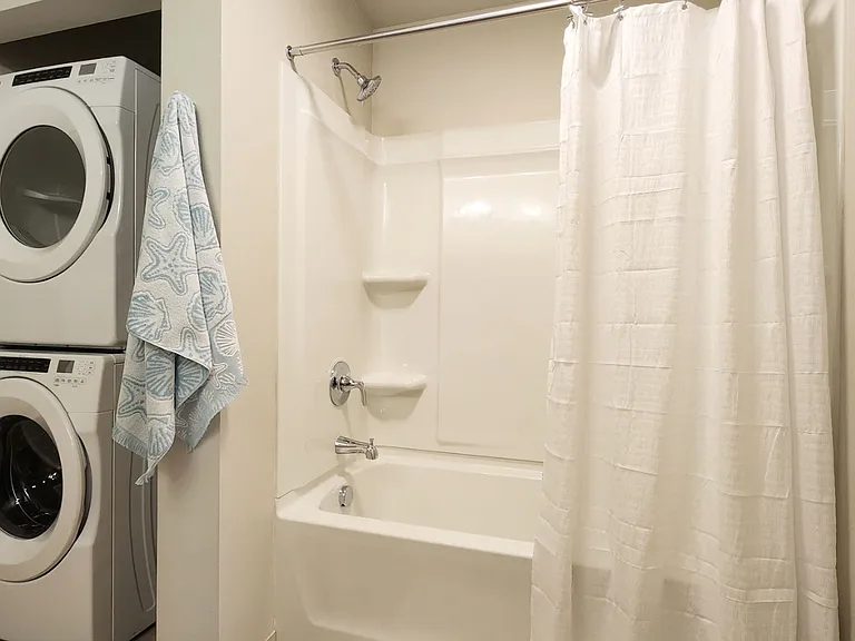 The Vicara Apartments & Townhomes — Photo 29