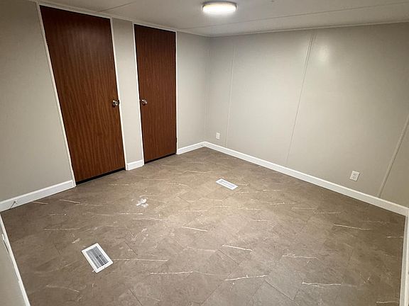 2nd image of 113 French Park Cv