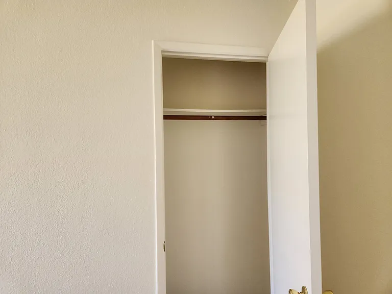 Vintage Apartments — Photo 6