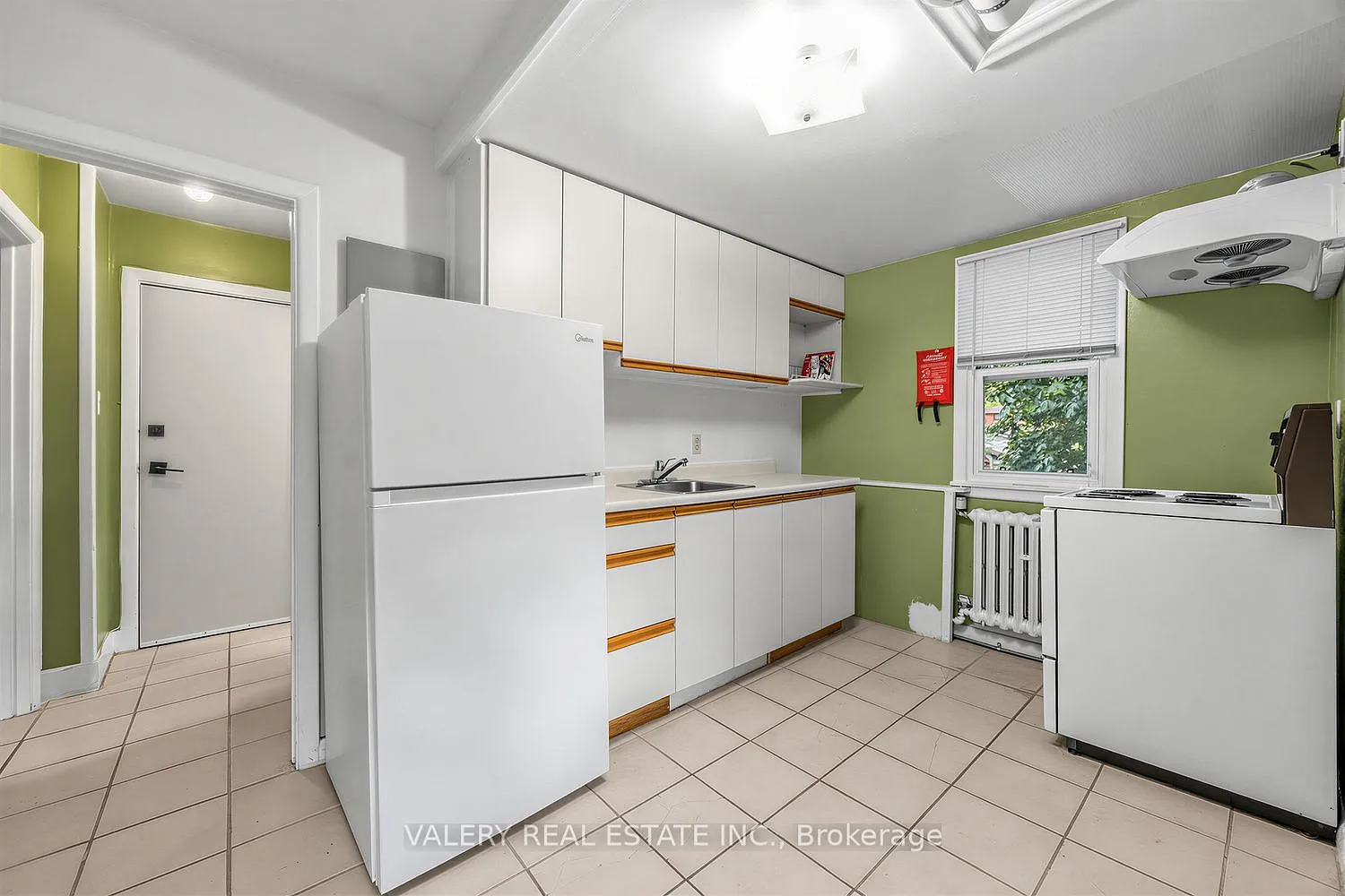 1 bed, $1,695 — Photo 1