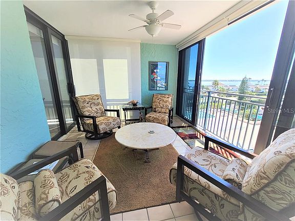 3rd image of 1390 Gulf Blvd APT 403