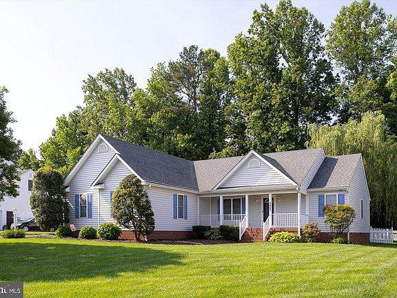 5th image of 3821 Mill Place Dr
