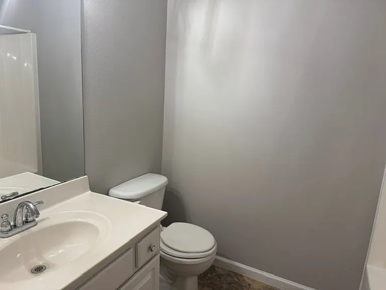126 Marshland Ln — Photo 23