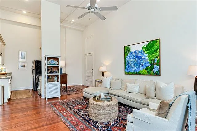 3601 Camp St #302 — Photo 9