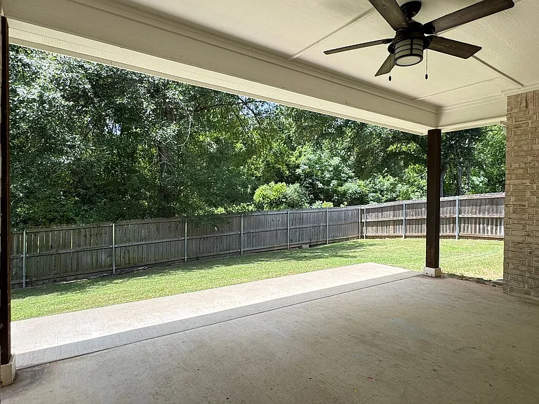 3704-3784 Cottage Park Cir — Photo 27