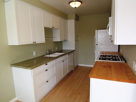 5th image of 1432 Yale St APT 4