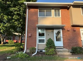 114 Centerbrook Rd, Hamden, CT 06518