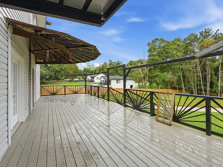 7134 Williams Rd — Photo 22