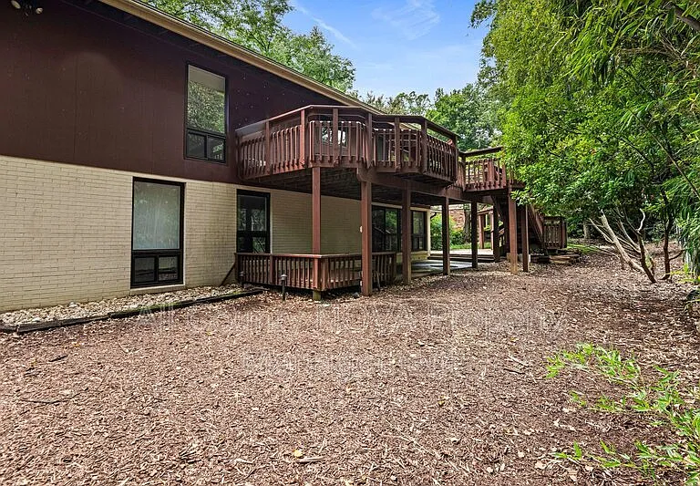 8108 Timber Valley Ct — Photo 43