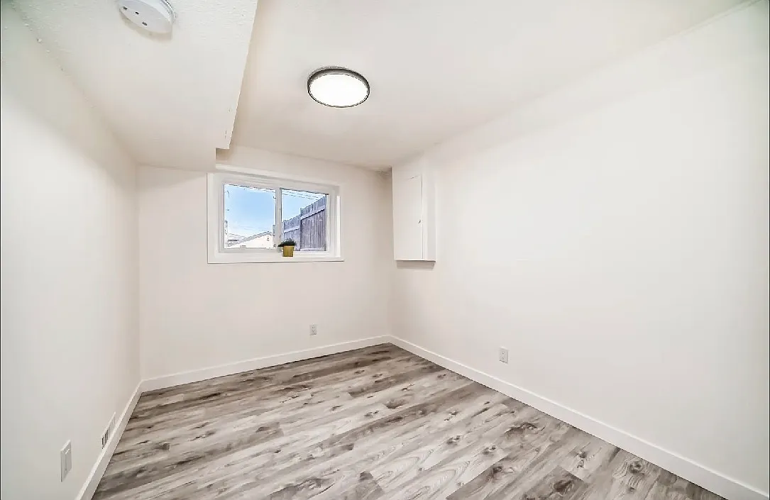 2 bed, 889 sqft, $1,550 — Photo 4
