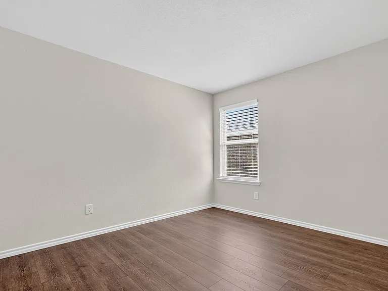 917 Dewy Glen Ln — Photo 22
