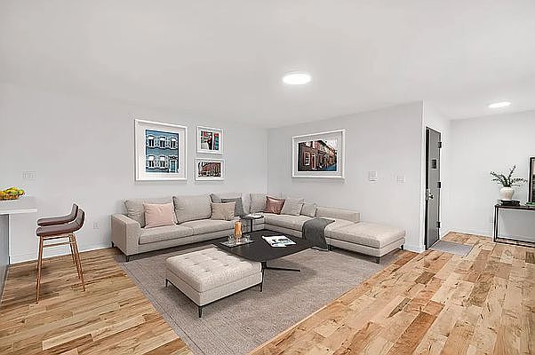 1st image of 341 Tompkins Ave #2
